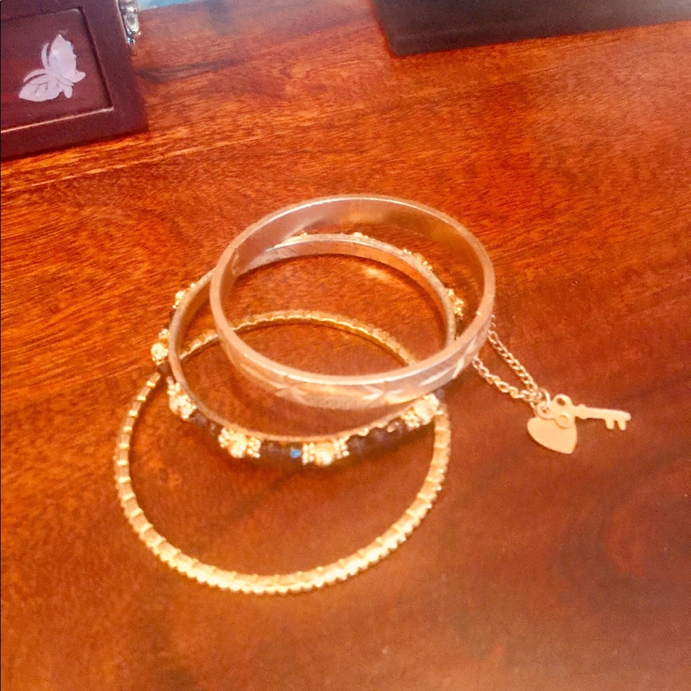 Gold Etched and Beaded Bracelet Set